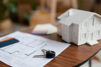 SCPI à impact : investir dans l'immobilier avec le label ISR, ça change quoi concrètement ?
